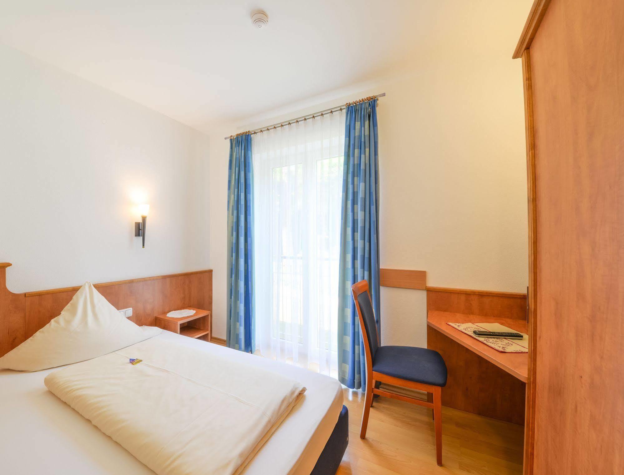 Hotel Waldhof Hohenkammer Kültér fotó